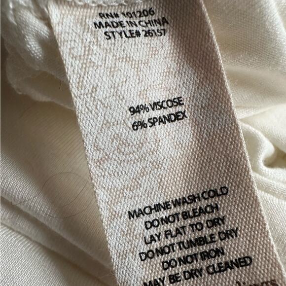 NEW Soft Surroundings Great Shape Turtleneck Ivory Cream Minimalist 26157 Medium - Picture 7 of 7